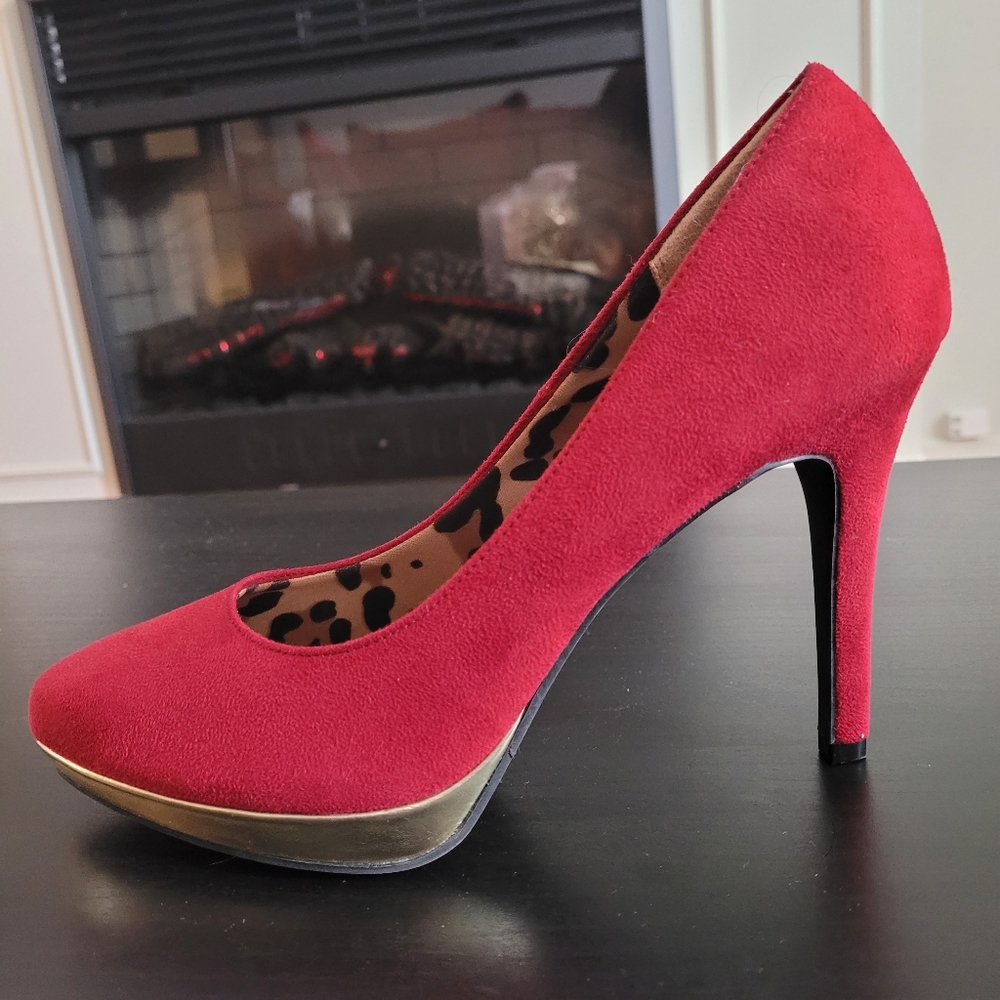 Red & Gold Heels